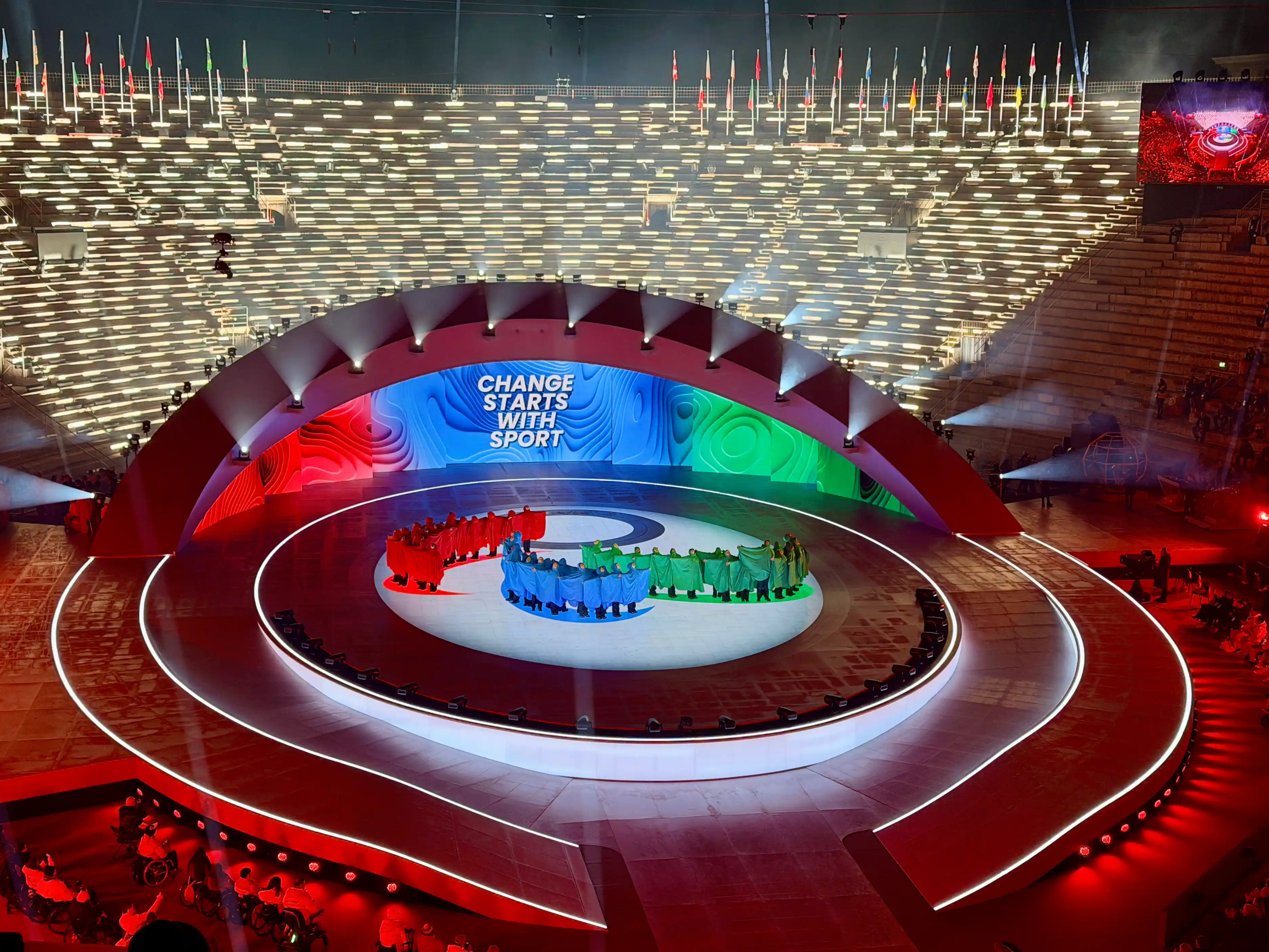 生命律动！古罗马角斗士竞技场见证米兰冬残奥会开幕式｜米兰冬残奥会特别报道